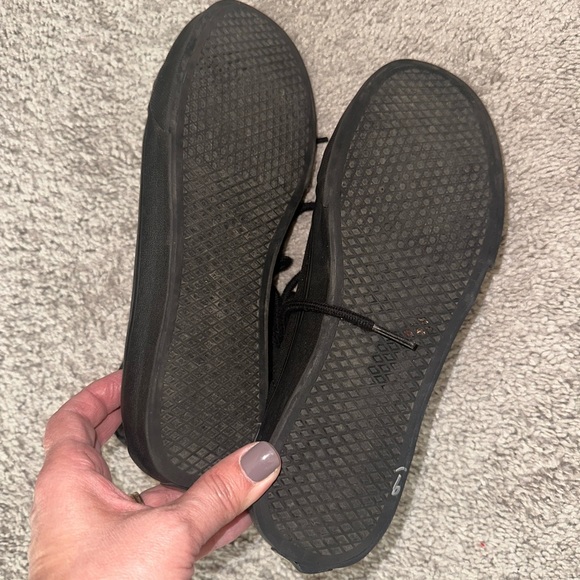 Vans Black Canvas High Tops - Picture 4 of 5